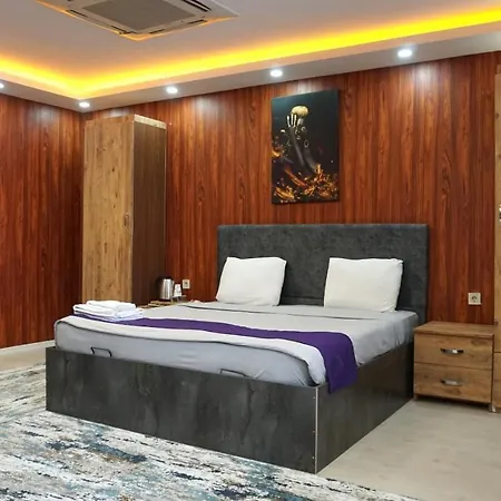Senbol Suit Hotel Couette-café *