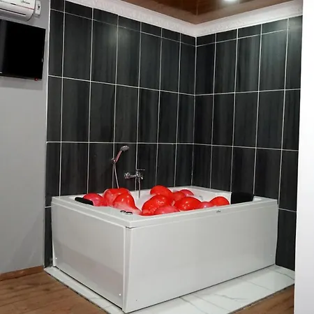 Bed & Breakfast Senbol Suit Hotel