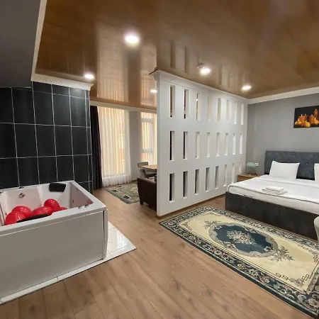 Senbol Suit Hotel *